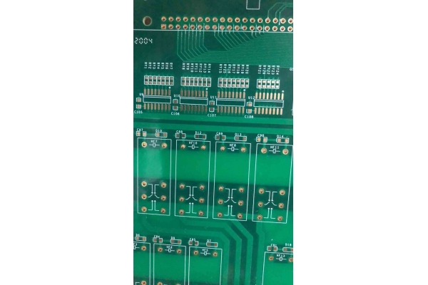 SMT貼片代工如何分辨PCB的質(zhì)量