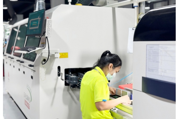 SMT貼片加工中貼片失敗的潛在因素及應(yīng)對策略